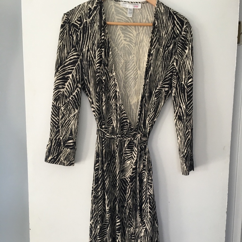 Diane Von Furstenberg vintage wrap dress